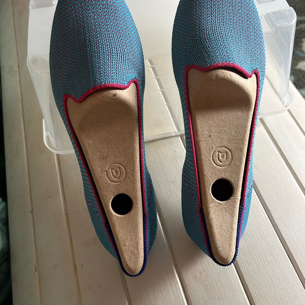 Rothys The Flat Bluebell Round Toe Slip on Flat Shoes Multiple Sizes.